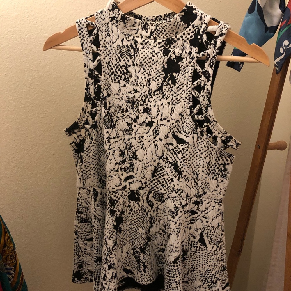 Free people black white peplum cut out mock neck